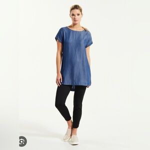 Fig Altittude Sports dress
Size Medium